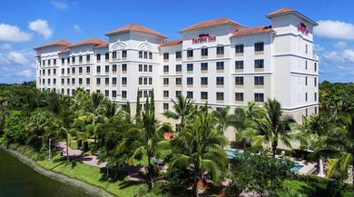 Отель Hilton Garden Inn Palm Beach Gardens