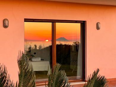 Guest house GREEN APARTMENT in VILLA ANGISI