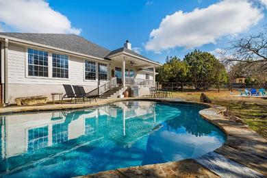 Дом отдыха NEW Austin Hill Country Charmer w/ pool on 1 acre