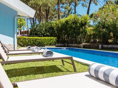 Villa Begoni Platina - Delightful 6 Bedroom Villa in Aroeira Golf Resort with Private Pool and Beaut