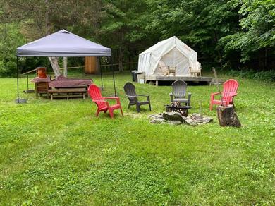 Luxury tent Tentrr Signature Site - Honey Pot Farm Pond Paradise