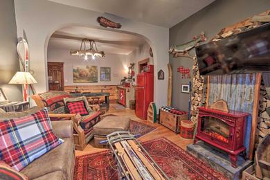 Apartments One-of-a-Kind Rustic Retreat in Dtwn Sturgeon Bay!