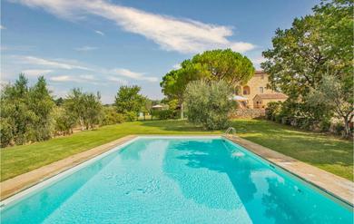 Apartments Amazing apartment in Ponte alla Chiassa AR with 3 Bedrooms, WiFi and Outdoor swimming pool