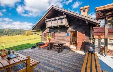Holiday home Beautiful home in Prezid with 1 Bedrooms, Jacuzzi and WiFi