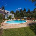 Вилла Roofed Villa in Albufeira with Private Swimming Pool