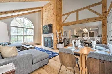 Holiday home Chic Dover Home with Hot Tub 4 Miles to Mt Snow!