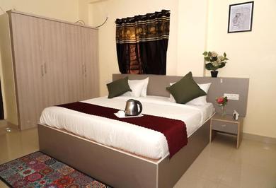 Apartments Hotel Royal Suites And Rooms Near AIG Hospital Gachibowli