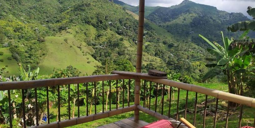 Campsite Habitación con hermosa vista hacia la montaña en Pijao Quindio