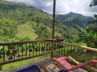 Campsite Habitación con hermosa vista hacia la montaña en Pijao Quindio