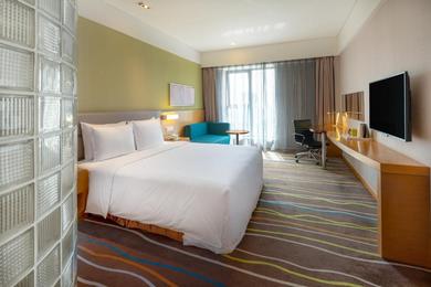 Отель Holiday Inn Express Xi'an High-Tech Zone, an IHG Hotel