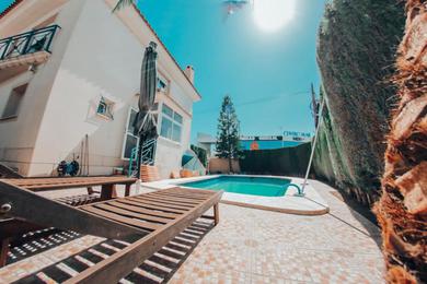 Casa adosada con piscina privada