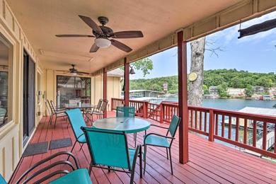 Дом отдыха Lake of the Ozarks Hiller Haus with Private Dock!
