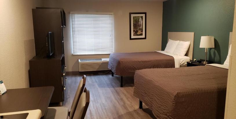 Отель WoodSpring Suites Kansas City Mission