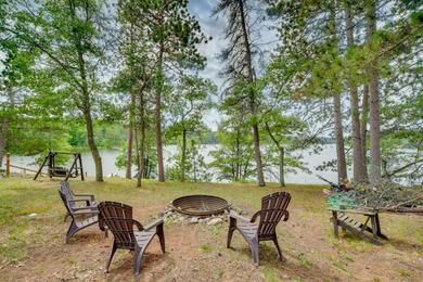 Hotel Pet-Friendly Waterfront Minong Cabin with Fire Pit