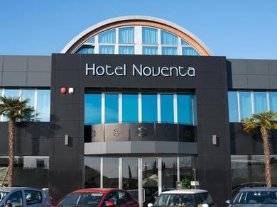 Отель Hotel Noventa