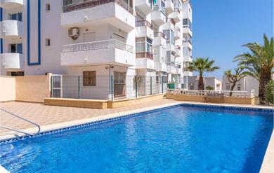 Апартаменты Beautiful apartment in Torrevieja with Outdoor swimming pool and Swimming pool