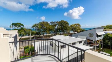 Holiday home Waterfront views from private rooftop balcony - Bayview South Esp, Bongaree