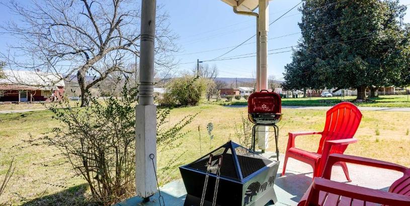 Holiday home Moutain View Home Near Chattanooga and Waterfalls!