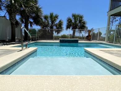 Holiday home Cape San Blas gulf front, pool, gear, pet friendly, private beach access