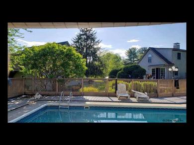 Holiday home Saratoga/Lake George- Pool, Beautiful Home w/Inlaw