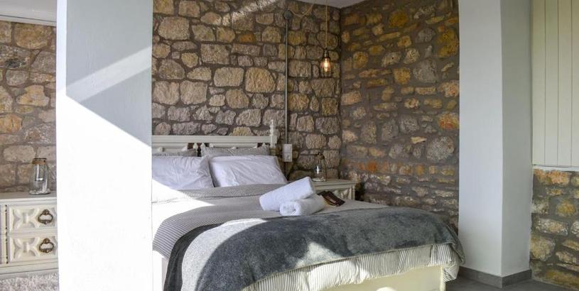 Holiday home Coastal Stone Hideaway with Stunning Scenery