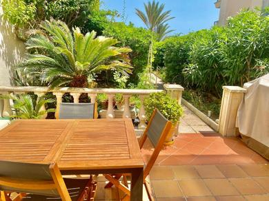 Apartments Authentic and beautiful one bedroom apartment Seafront with Garden Cannes