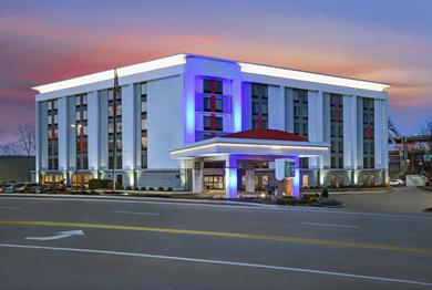 Hotel Holiday Inn Express & Suites Cincinnati Riverfront, an IHG Hotel