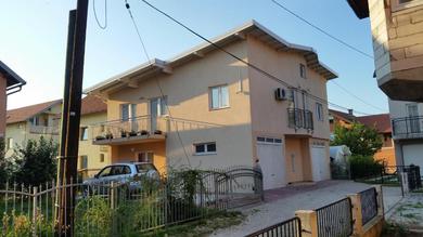 Hotel Holiday Home Karcic