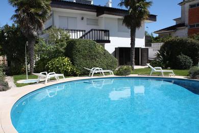 Вилла Ideal to Relax and visit Lisbon and Cascais / Estoril- Solar Heated Pool