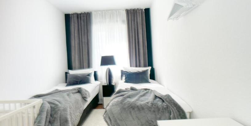 Апартаменты M-Style 02 Apartment mit Balkon 24h Self-Check-In, Free Parking, Netflix