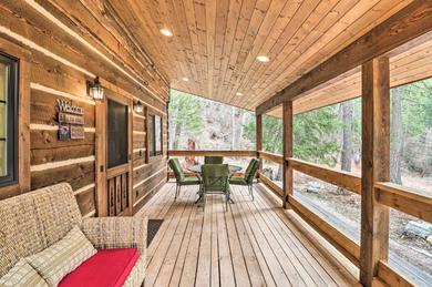 Holiday home Reconnect with Nature at Timber Creek Cabin!