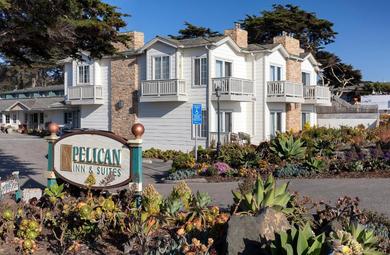 Отель Pelican Inn & Suites