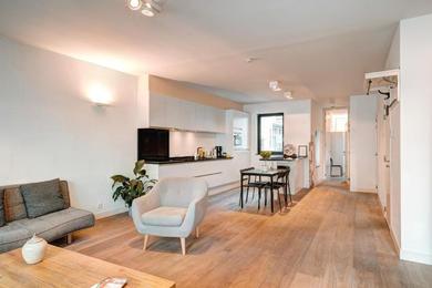 Light House Lodge. Apartment in Center of Antwerp