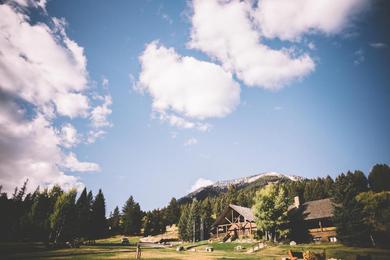 Resort Lone Mountain Ranch