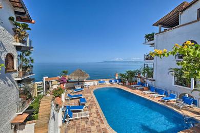 Апартаменты Puerto Vallarta Condo with Pool - Walk to La Playa!