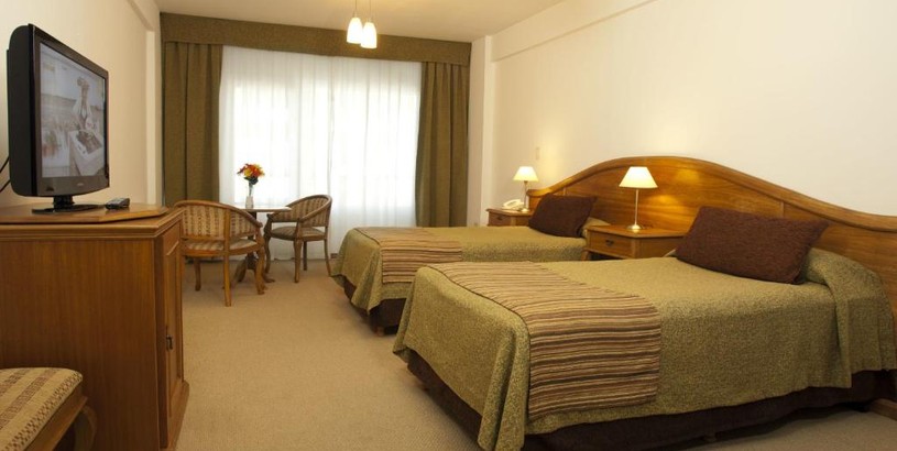 Отель Hotel Piren