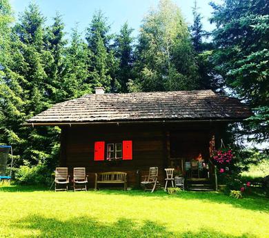 Дом отдыха Cozy Log Cabin near Faaker See