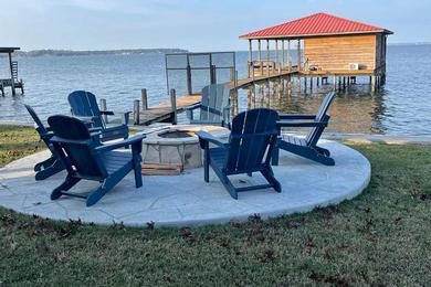 Holiday home Lux Lakefront Coldspring Home Boathouse and Kayaks!