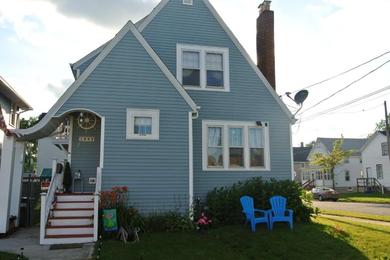 Дом отдыха Cozy Cape Cod Vacation House in Two Rivers