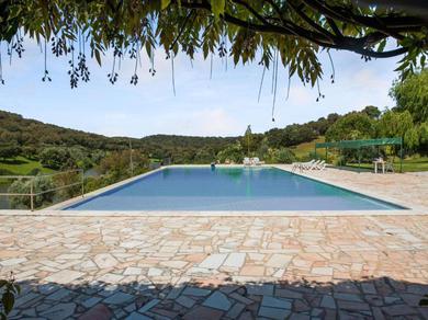 Дом отдыха Country mansion in Montemor o Novo Alentejo with shared pool