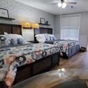 Дом отдыха Newly Renovated BISON RANCH HOUSE at Westgate River Ranch Resort and Rodeo