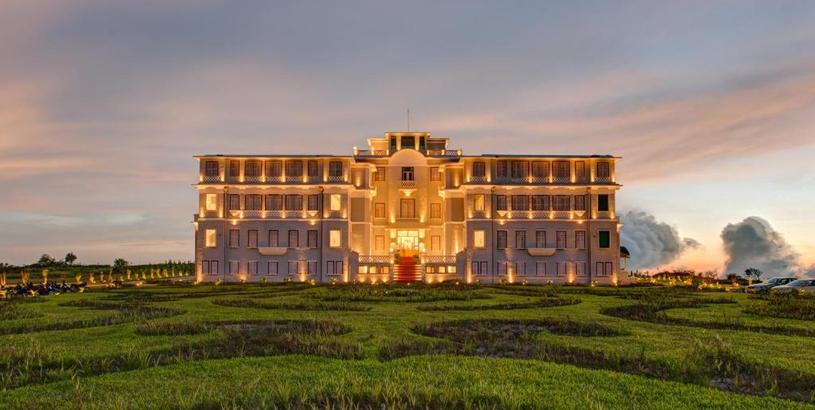 Hotel Le Bokor Palace