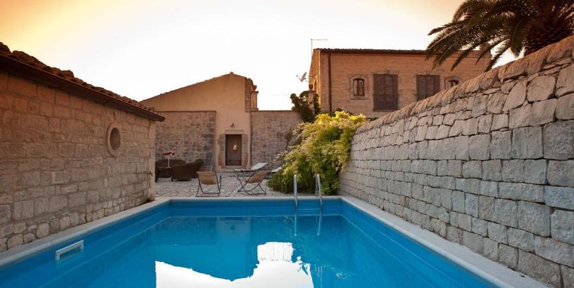 Вилла Cammaratini Villa Sleeps 10 Pool Air Con WiFi