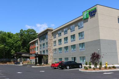 Отель Holiday Inn Express & Suites - Hendersonville SE - Flat Rock, an IHG Hotel