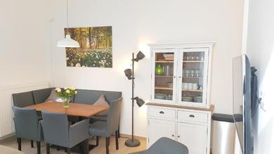 Apartments Apartment NIEBUHR Kurfürstendamm - Cozy Family & Business Flair welcomes you - Rockchair Apartments