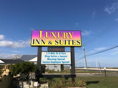 Отель Luxury Inn