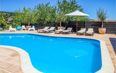 Beautiful Home In Caunes Minervois With 4 Bedrooms, Private Swimming Pool And Outdoor Swimming Pool