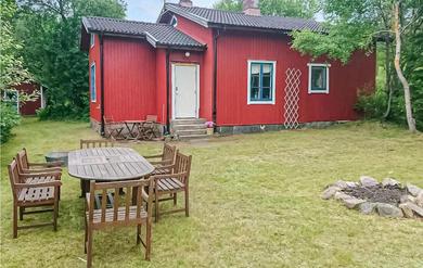 Holiday home Beautiful home in Bjrnum with 3 Bedrooms and WiFi