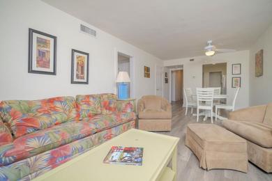 Apartments Xanadu 19-A, 2 Bedroom, Sleeps 6, Walk to Beach, Large Pool, Free Tennis