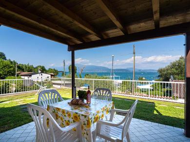 Apartments Apartment on Lake Garda in Manerba with Pool